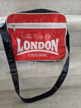 Robin Ruth London Original Messenger Bag Red Navy Patent Vinyl Y2K Crossbody
